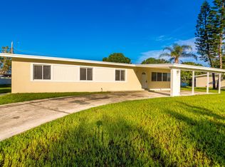 910 Fulton Ln NE, Palm Bay, FL 32905