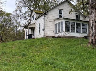 7092 Hamilton Rd, Hamilton, NY 13346