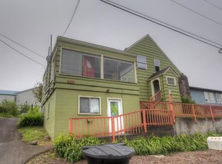 151 NW 3rd St, Newport, OR 97365