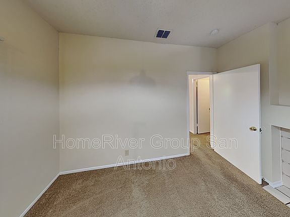 4th image of 3937 Chimney Springs Dr