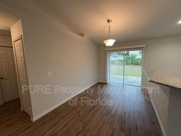 9870 SE 159th St — Photo 25