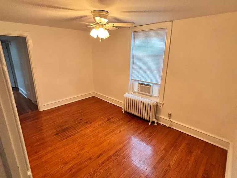 107 W Harvey St #3W — Photo 3