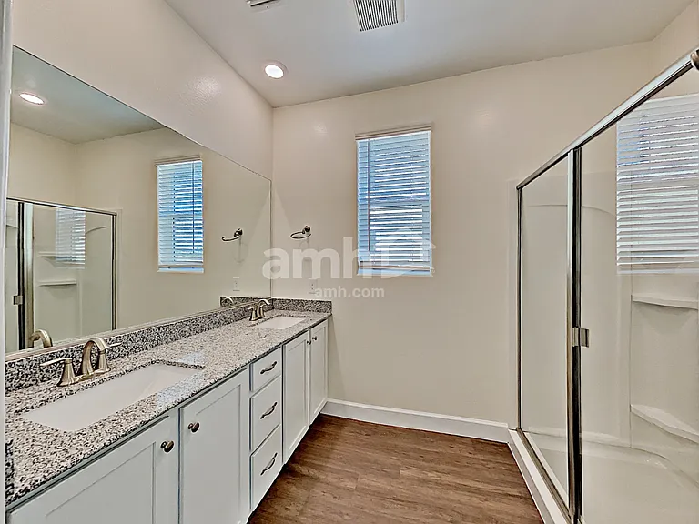 5925 W Columbine Dr — Photo 10