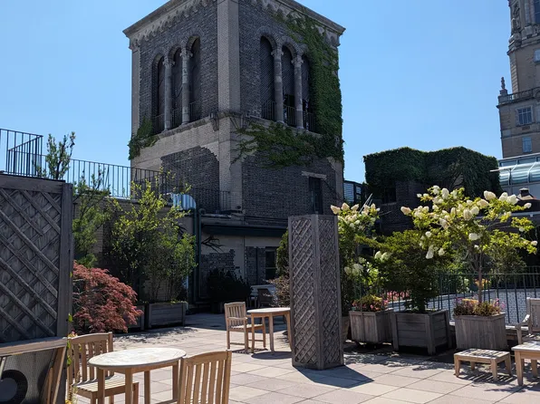 225 Central Park West image 19 of 19