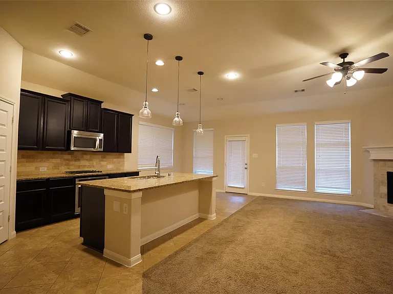 3303 Windsor Ranch Ln — Photo 22