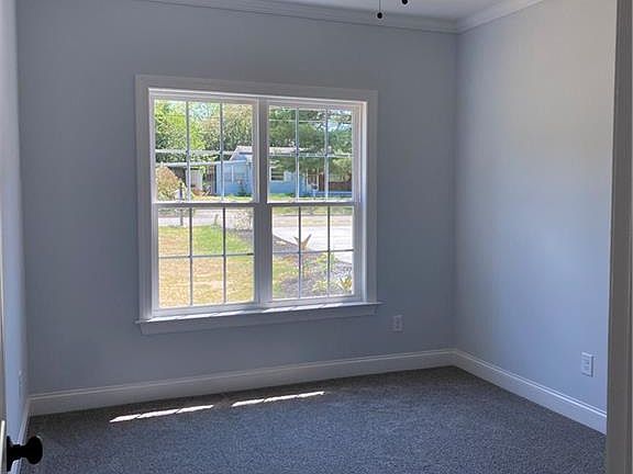 5th image of 2224 Bradley St