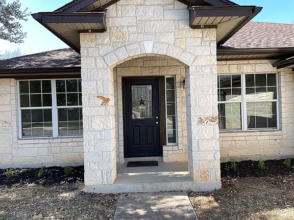 4th image of 157 Springtree Pkwy