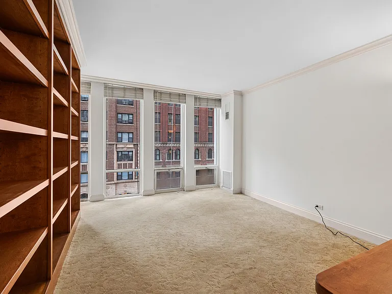 200 E Delaware Pl #4DE — Photo 20