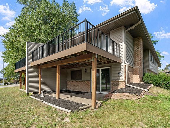 5th image of 4112 Sylvia Ln S