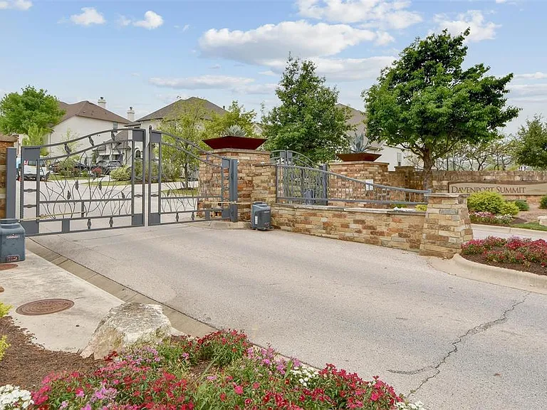 6005 Osceola Trl — Photo 14