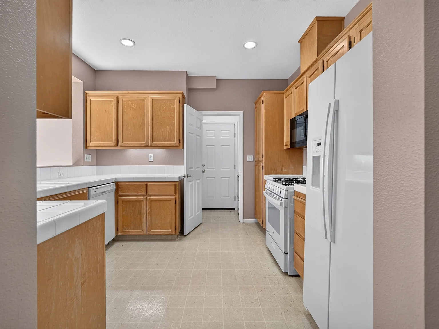 3721 Jasmine Circle - 1 — Photo 4