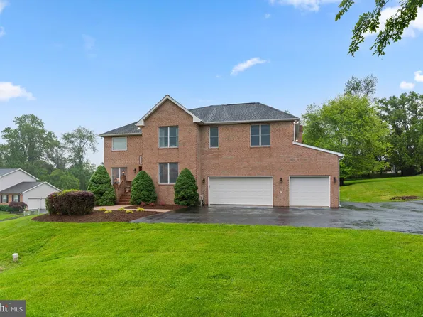 9805 Slalom Run Dr, Woodstock, MD 21163