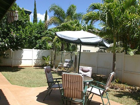 fenced yard for BBQ 