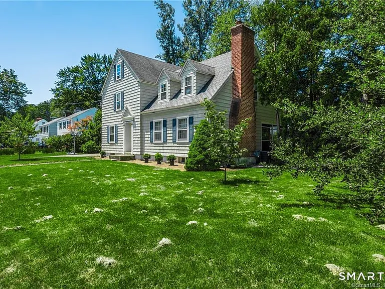 331 Auburn Rd — Photo 37