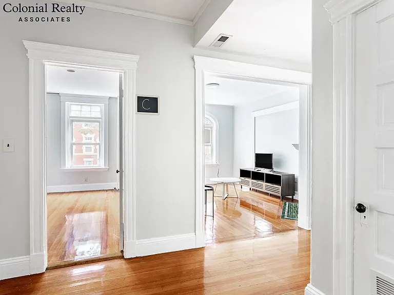 10 Strathmore Rd #22 — Photo 45
