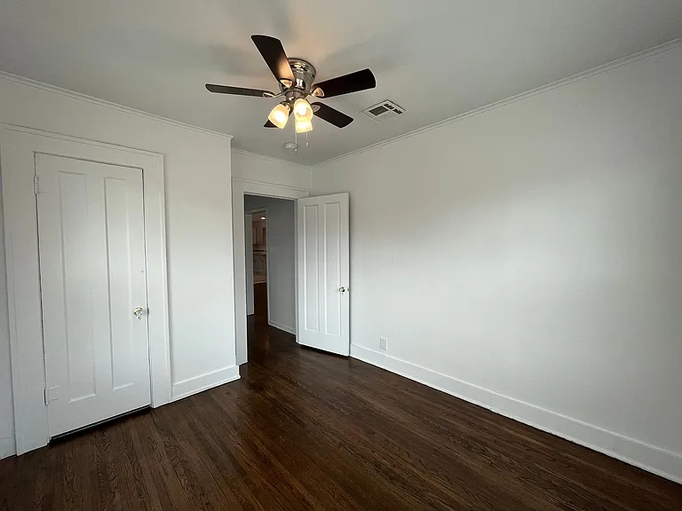 720 N Columbia Ave — Photo 19