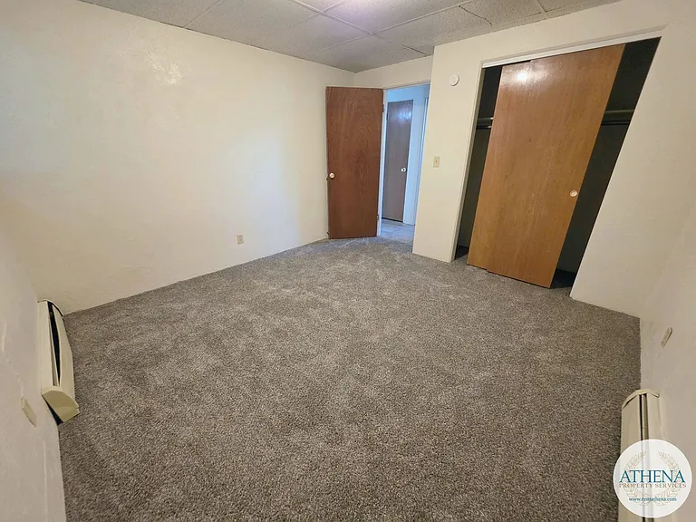 701 Watkins Dr — Photo 11