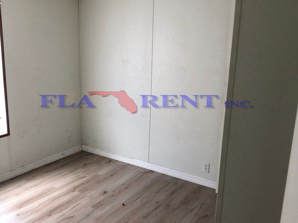 9663 Cypress Park Dr