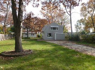 606 S Calhoun St, Aurora, IL 60505