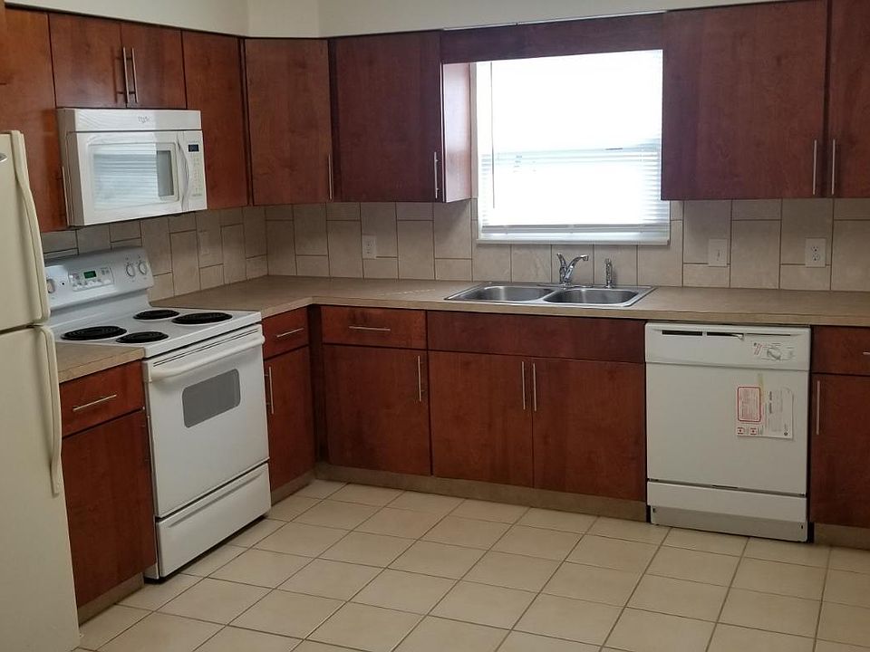 1st image of 12909 Kellywood Cir
