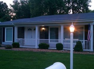 1009 Rutledge Dr, Belleville, IL 62221