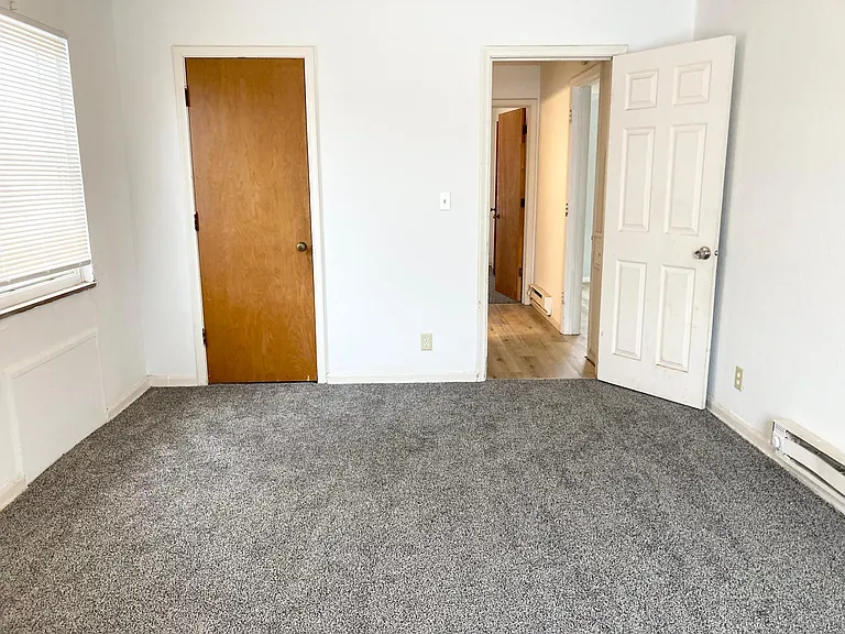 1372 N Cove Blvd #2 — Photo 12