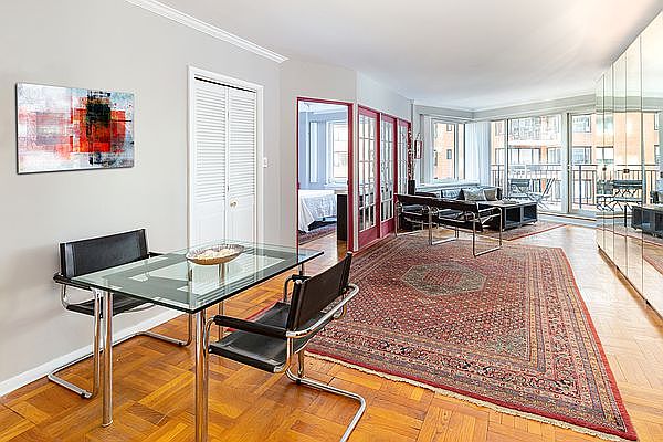1st image of 60 Sutton Pl #10GN