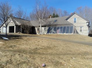 516 Vassalboro Rd, China, ME 04358