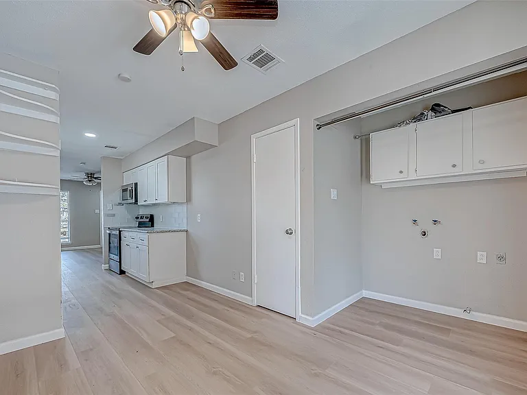 7315 Housman St — Photo 32
