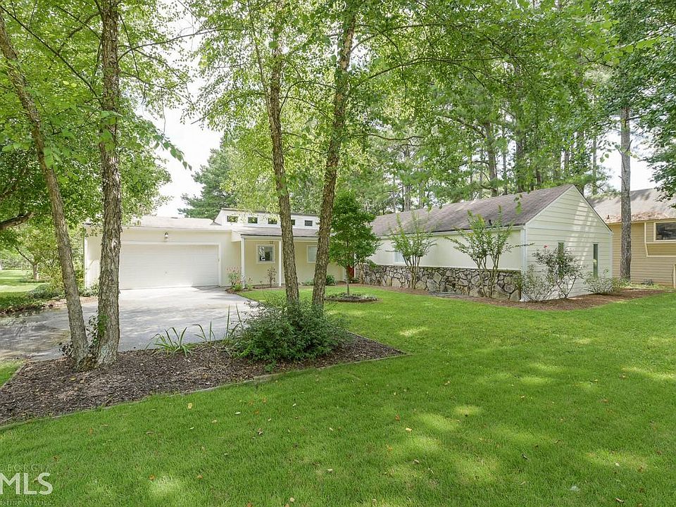 1st image of 4216 Meadow Way