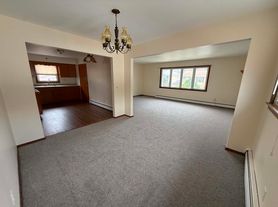 755 8th St, Carlstadt, NJ