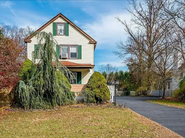 61 Stouts Ln, Monmouth Junction, NJ 08852