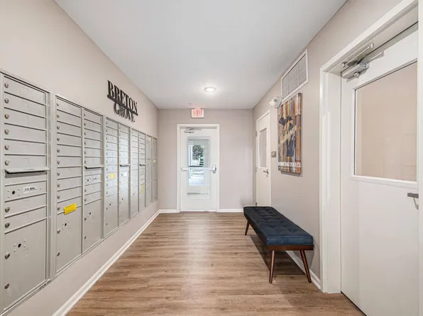 Breton Grove, 2400 43rd St SE #401, Grand Rapids, MI 49508