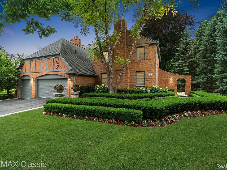 1st image of 11985 Lorenz Way
