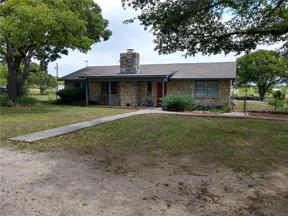 1st image of 221 County Road 3215