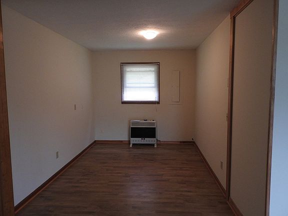 5th image of 101 7th Ave