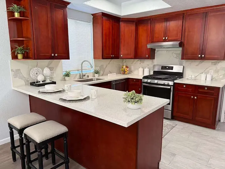 7512 Rubens Pkwy — Photo 8