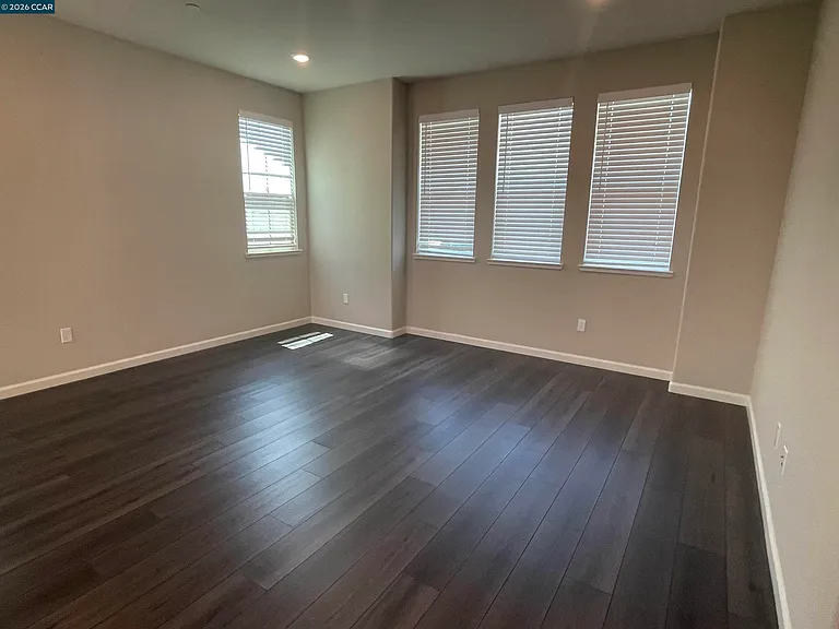 777 Country Club Dr — Photo 9