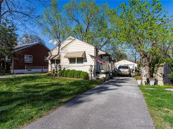 458 N Randolph Avenue, Clarksville, IN 47129