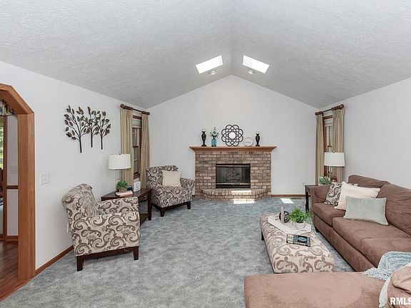 5th image of 4402 W High Ct