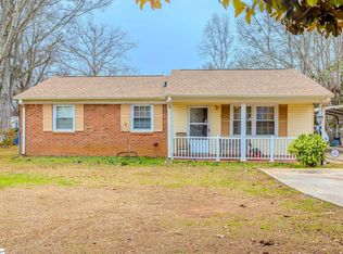 6 Crofton Dr, Greenville, SC 29605