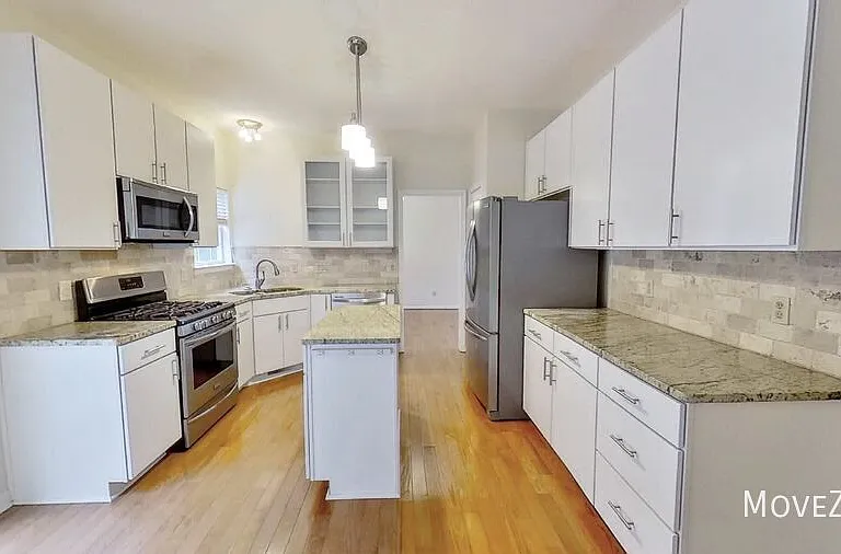 3021 Old Chapel Ln — Photo 2