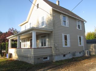 26 Prospect St, Pittston, PA 18640