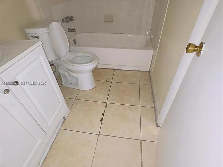 19841 SW 114th Ave #310 — Photo 5
