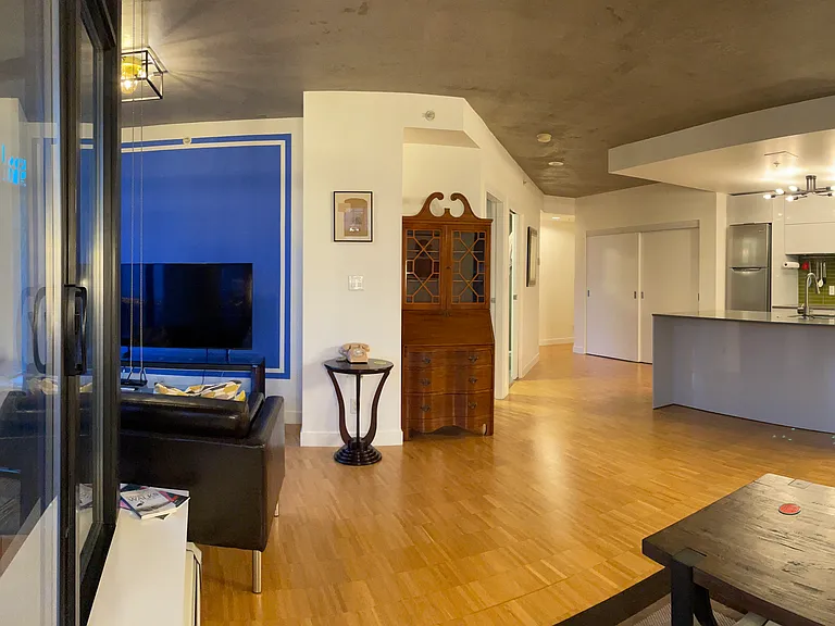 128 Cordova St W #1806 — Photo 5