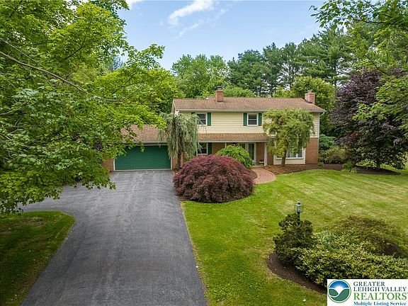 2nd image of 2516 Rachael Ln