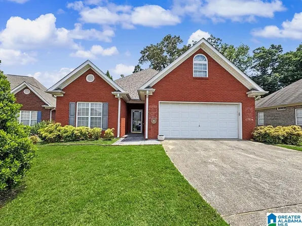 4449 Ridgeland Dr, Gardendale, AL 35071