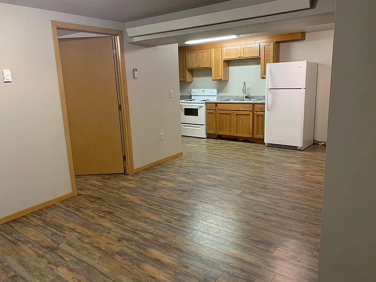 1409 E Sioux Ave #1 — Photo 4
