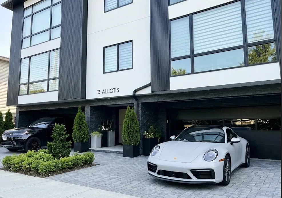 13 Alliotts Pl — Photo 1