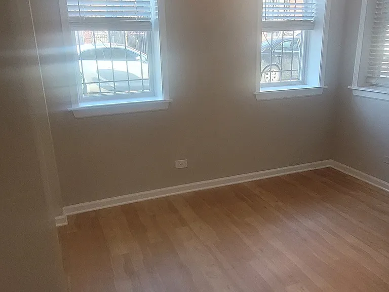 3745 W Argyle St #1 — Photo 16